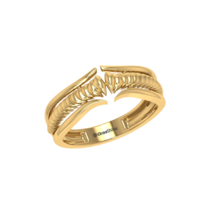 Leaf Crest Gold Ring